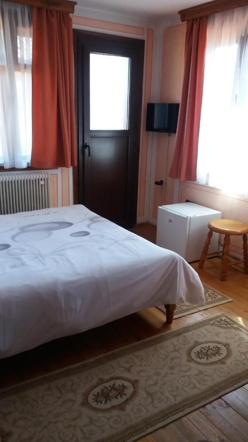 Guest House Bolyarka 코프리브시티차 외부 사진