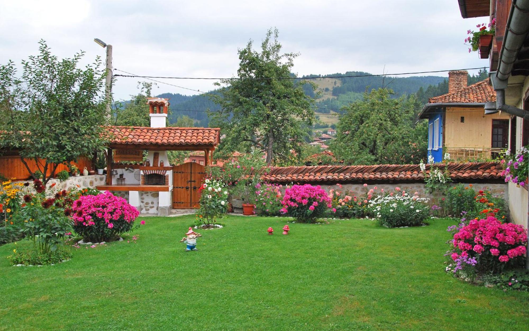 Guest House Bolyarka 코프리브시티차 외부 사진